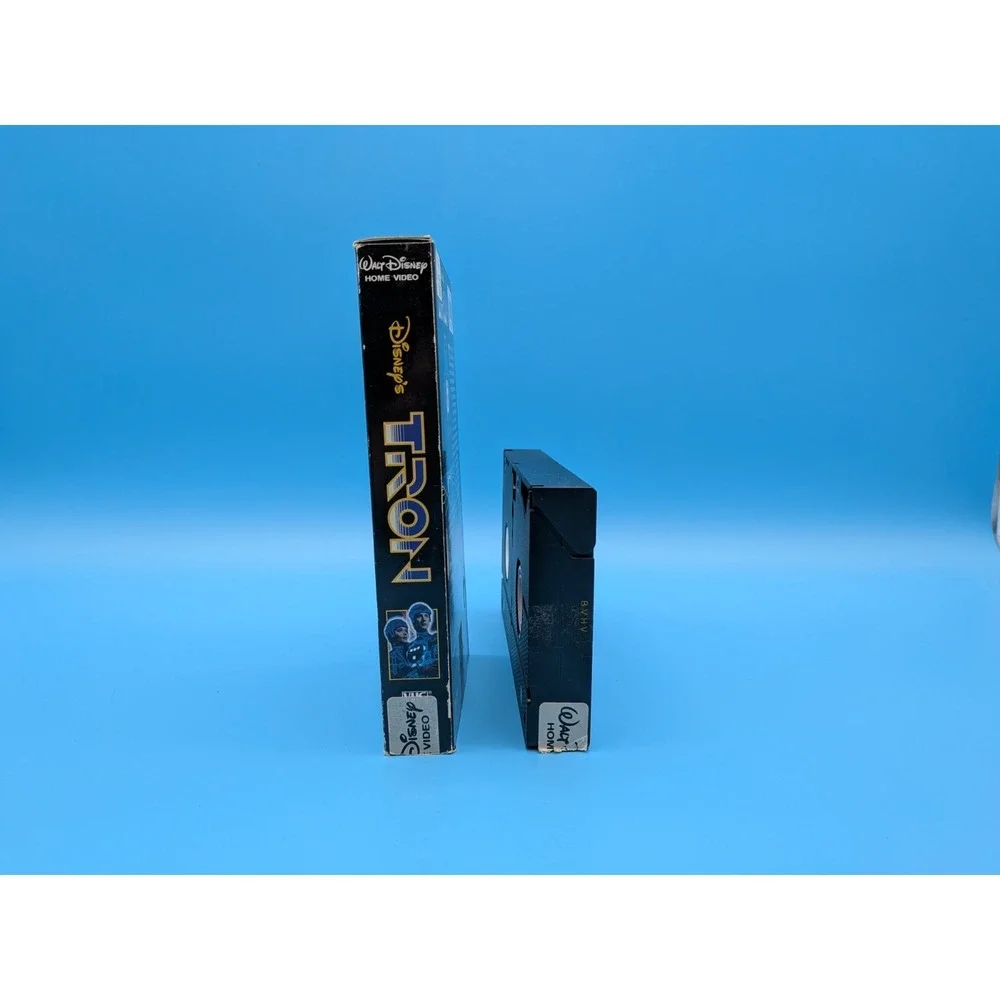 Tron (1982) VHS – Walt Disney Home Video - Picture 4 of 6
